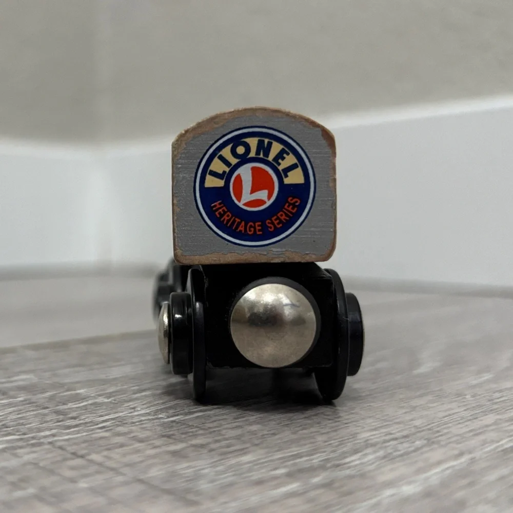 Lionel Heritage Series Passenger Car